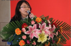 用友u9更聚焦：移動(dòng)應(yīng)用平臺(tái)挖掘客戶(hù)需求